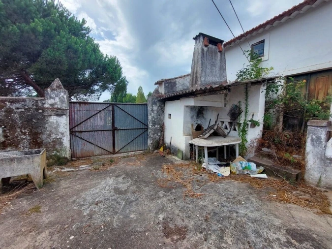 Moradia T3 para Venda em Salir de Matos Foto 7