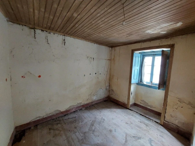 Moradia T3 para Venda em Salir de Matos Foto 28