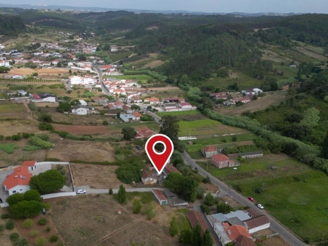 Moradia T3 para Venda em Salir de Matos Foto 38