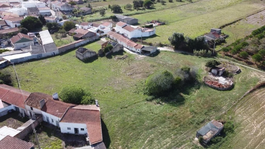 Terreno para Venda em Famalicão Foto 2