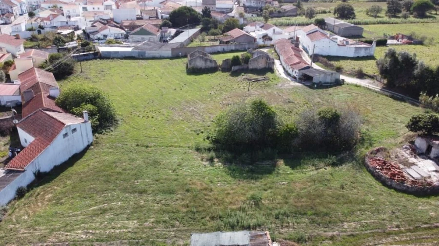 Terreno para Venda em Famalicão Foto 3