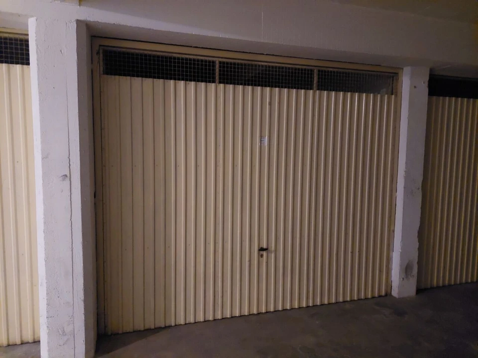 Garagem para Arrendamento em Nossa Senhora do Pópulo, Coto e São Gregório Foto 1