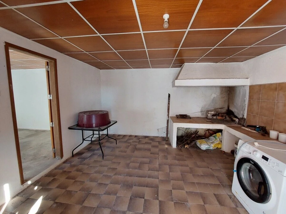 Moradia T3 para Venda em Alvorninha Foto 18