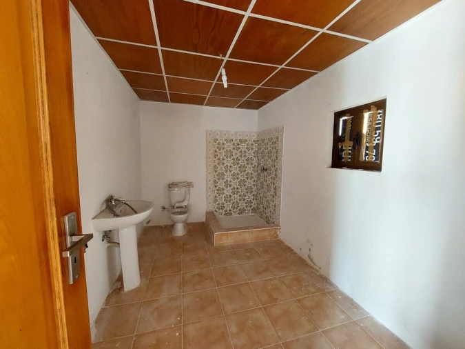 Moradia T3 para Venda em Alvorninha Foto 21