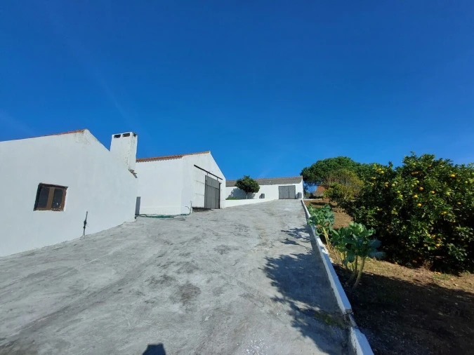 Moradia T3 para Venda em Alvorninha Foto 24