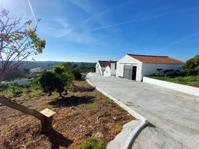 Moradia T3 para Venda em Alvorninha Foto 32