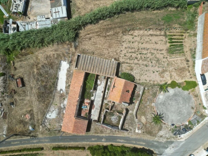 Moradia T2 para Venda em Caldas da Rainha - Santo Onofre e Serra do Bouro Foto 4