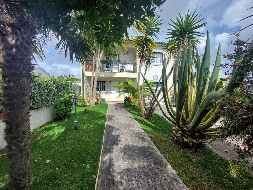 Moradia T5 para Venda em Gaeiras Foto 2