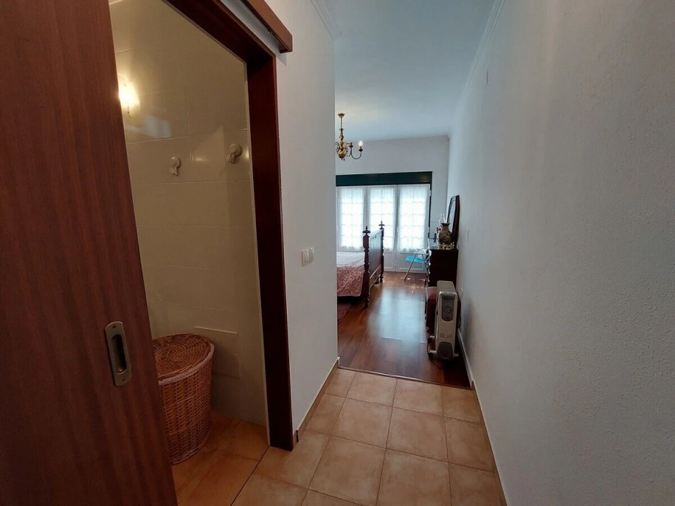 Moradia T5 para Venda em Gaeiras Foto 8