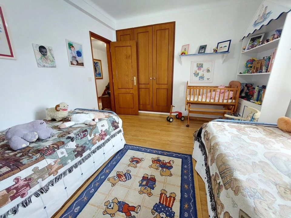 Moradia T5 para Venda em Gaeiras Foto 17