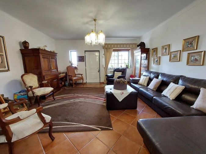 Moradia T5 para Venda em Gaeiras Foto 4