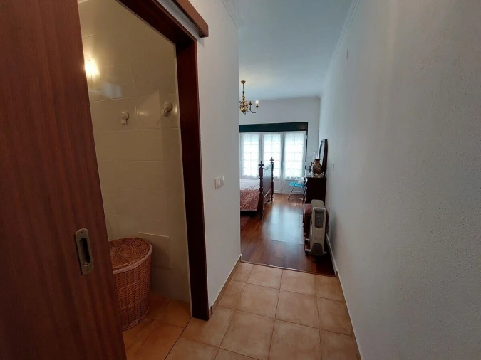 Moradia T5 para Venda em Gaeiras Foto 8