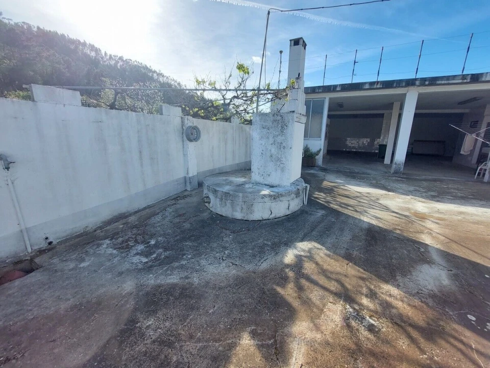 Moradia T4 para Venda em Vimeiro Foto 47