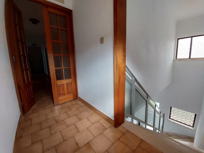 Moradia T4 para Venda em Vimeiro Foto 22