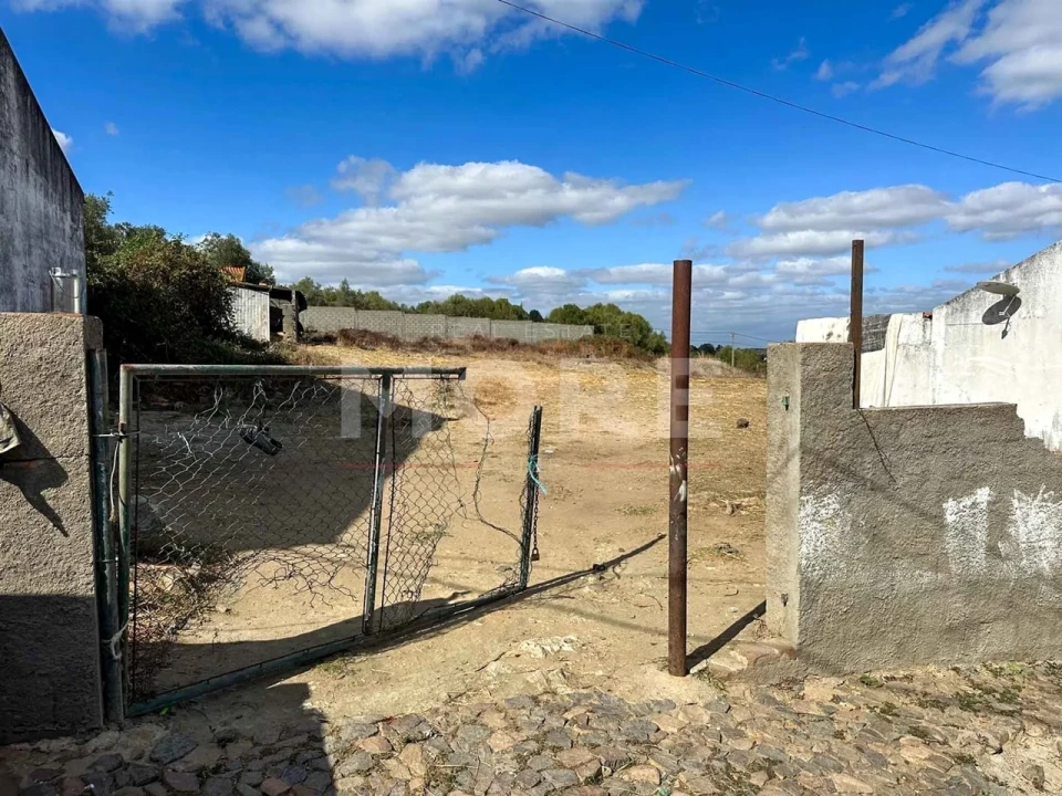 Terreno para Venda em Alcaçovas Foto 9