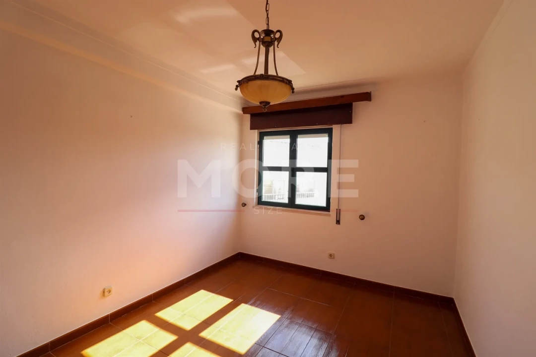 Apartamento T3 para Venda em Redondo Foto 13