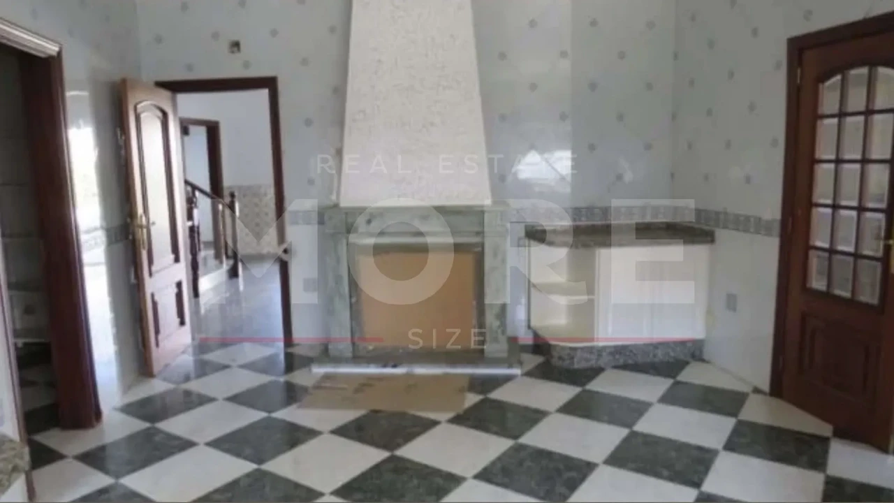 Moradia T4 para Venda em Assunção, Ajuda, Salvador e Santo Ildefonso Foto 6