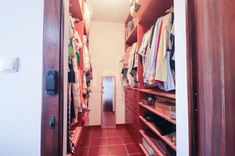 Moradia T4 para Venda em Viana do Alentejo Foto 15