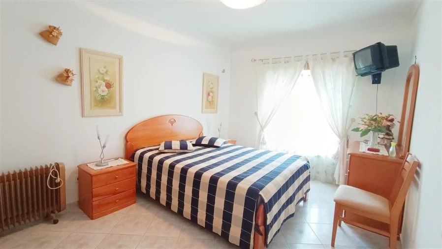 Apartamento T2 para Venda em Armação de Pera Foto 10