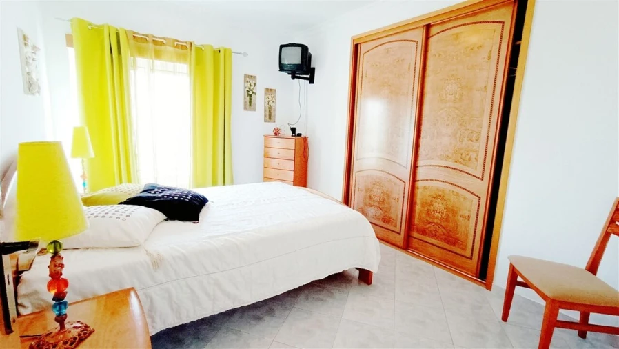 Apartamento T2 para Venda em Armação de Pera Foto 12