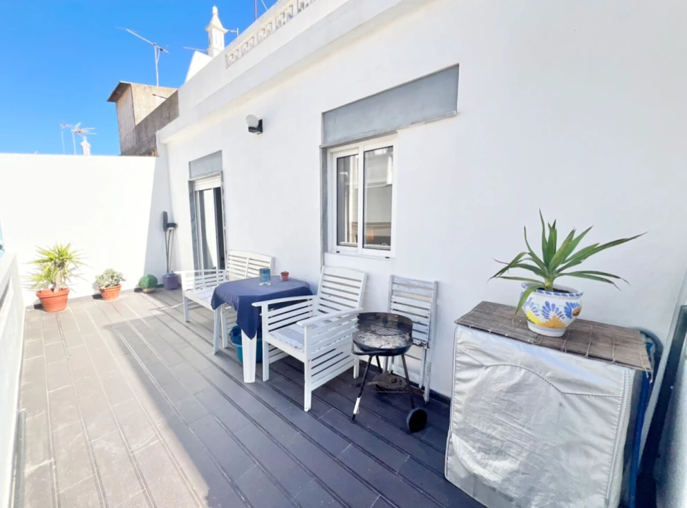 Moradia T5 para Venda em Armação de Pera Foto 7