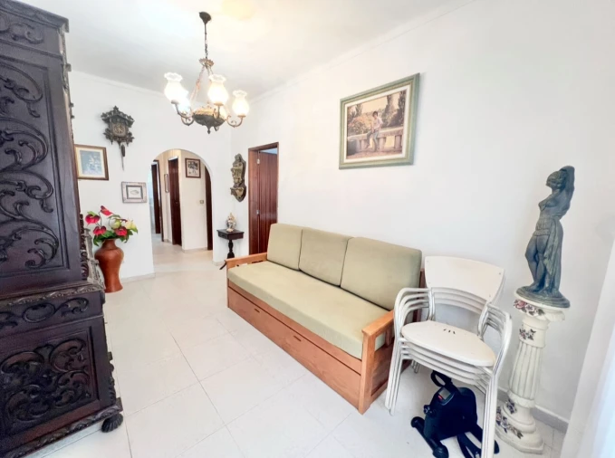 Moradia T5 para Venda em Armação de Pera Foto 17