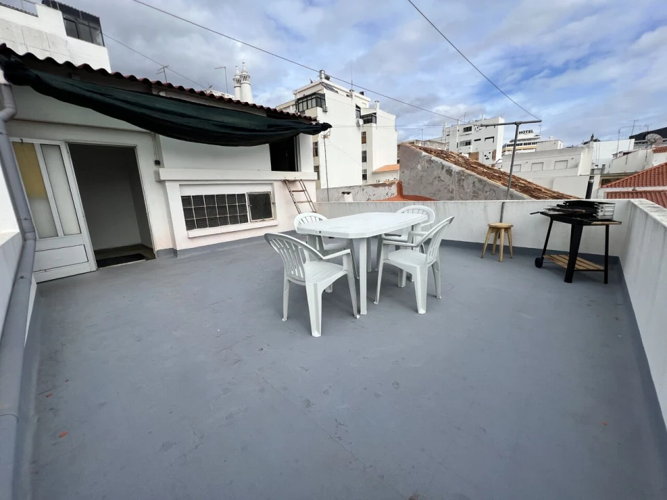 Moradia T4 para Venda em Portimão Foto 1