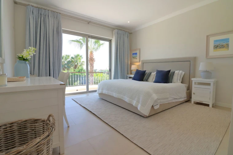 Moradia T4 para Venda em Almancil Foto 12