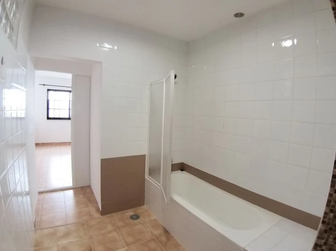 Moradia T10 para Venda em Paderne Foto 26