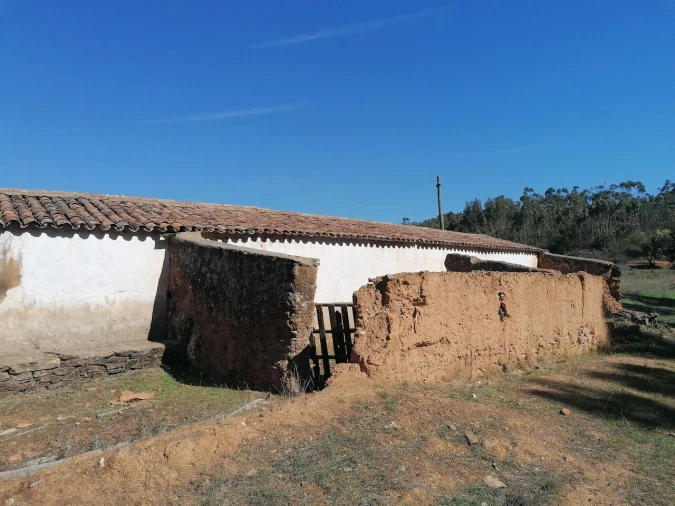 Moradia T3 para Venda em Santa Clara-A-Velha Foto 2