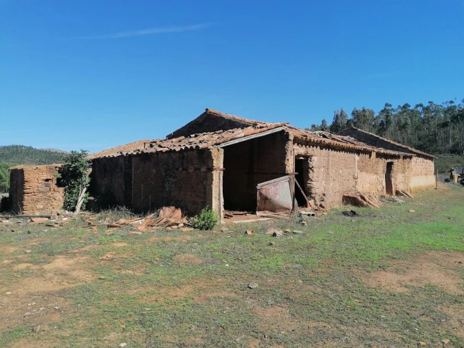 Moradia T3 para Venda em Santa Clara-A-Velha Foto 3