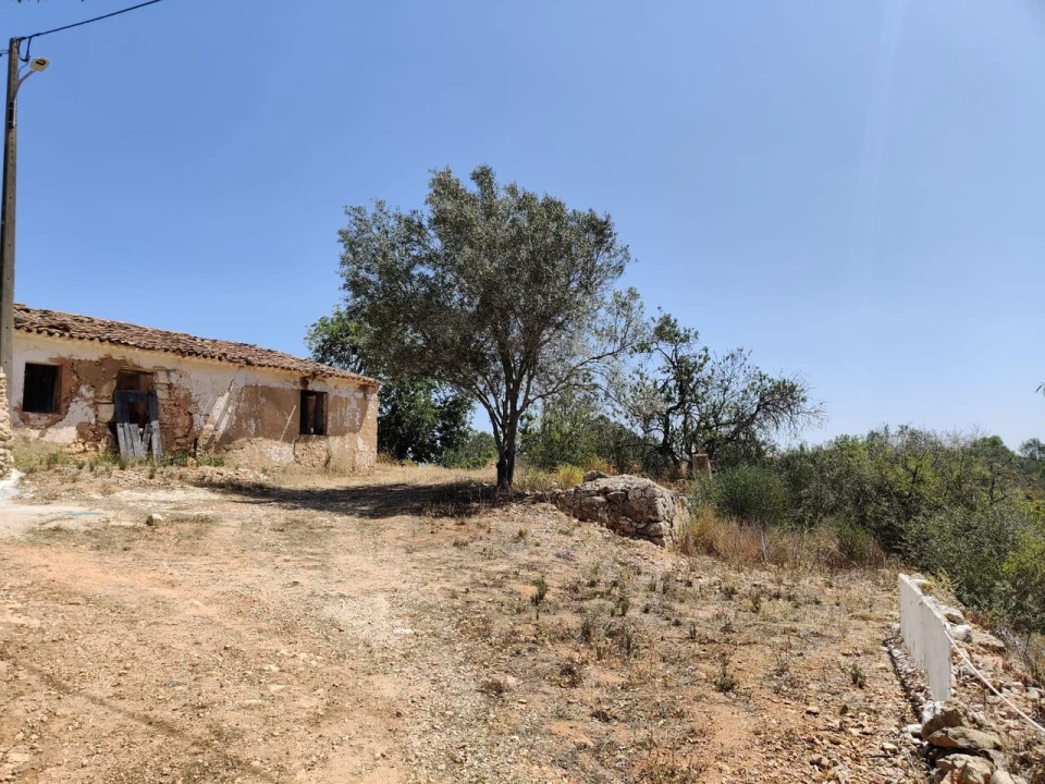 Moradia T3 para Venda em Alcantarilha e Pêra Foto 2