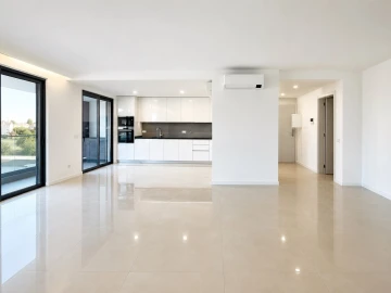 Apartamento T3 para Venda em Albufeira e Olhos de Água