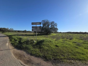 Terreno para Venda em Paderne