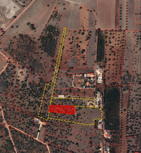 Terreno para Venda em Paderne