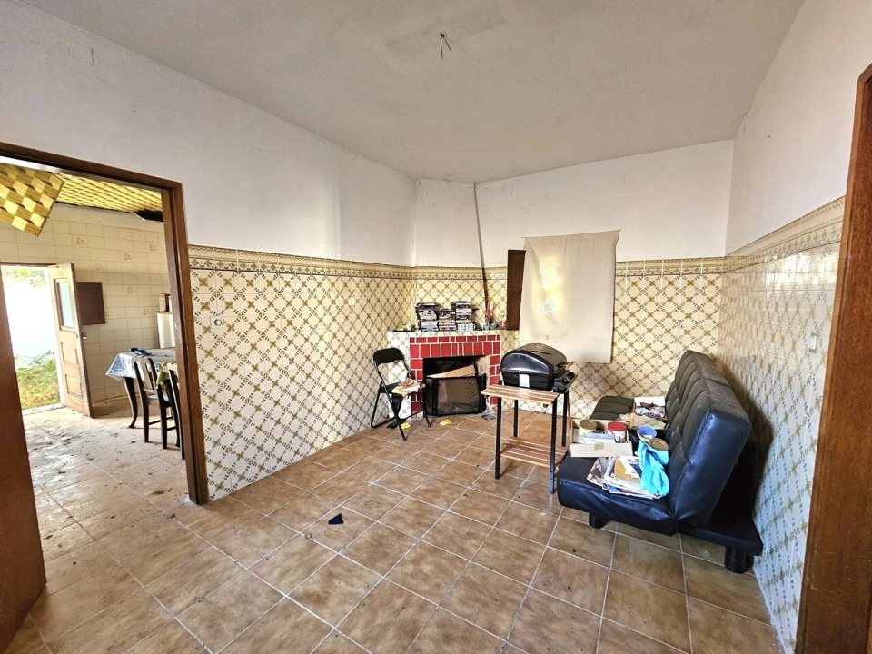 Moradia T4 para Venda em Alferce Foto 11