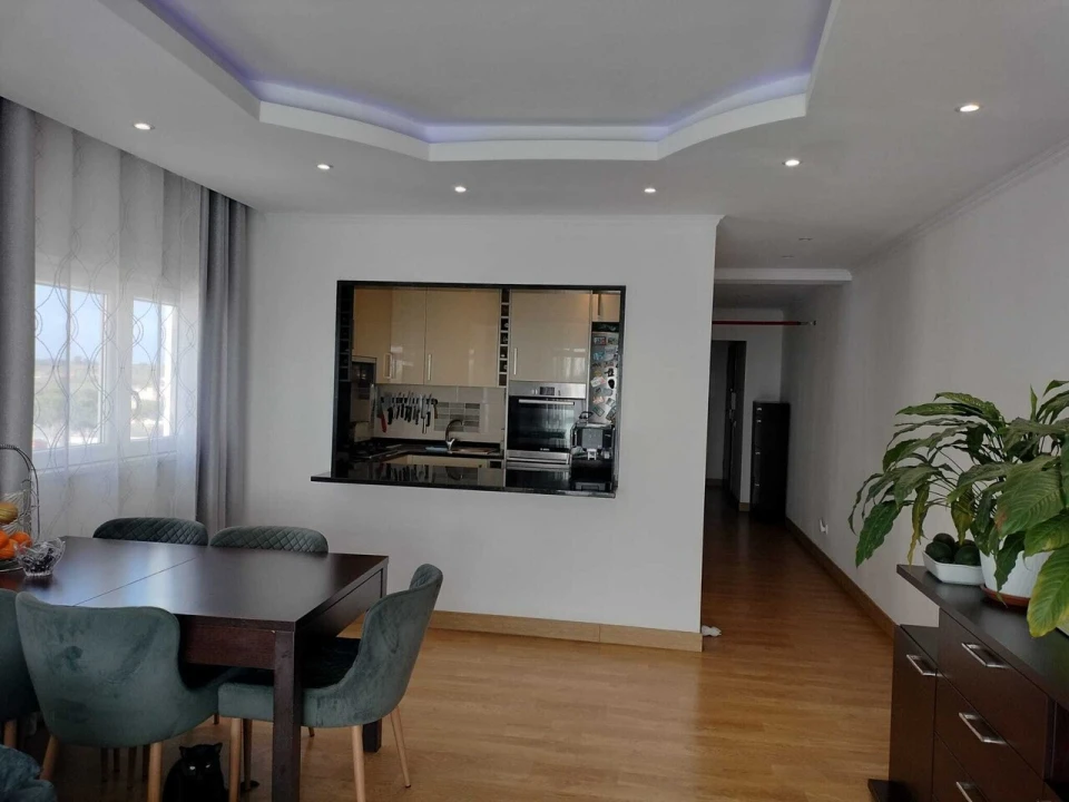 Apartamento T2 para Venda em Albufeira e Olhos de Água Foto 17