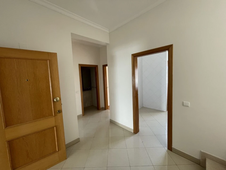 Apartamento T1 para Venda em Boliqueime Foto 13