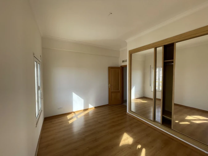 Apartamento T1 para Venda em Boliqueime Foto 16