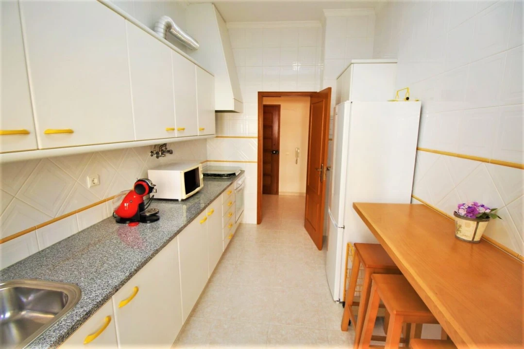 Apartamento T1 para Venda em Armação de Pera Foto 5