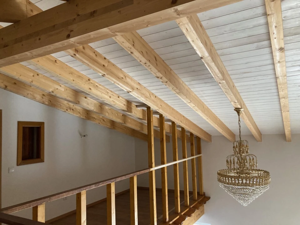 Moradia T5 para Venda em Ferreiras Foto 2