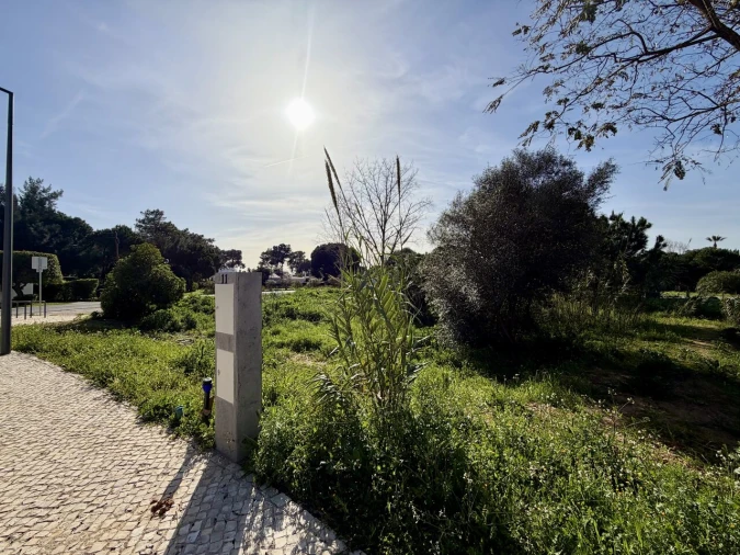 Terreno para Venda em Quarteira Foto 5
