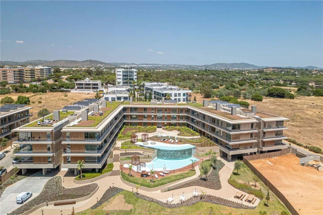 Apartamento T2 para Venda em Quarteira Foto 2