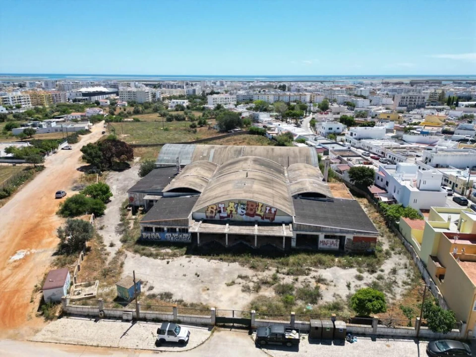 Terreno para Venda em Quelfes Foto 6