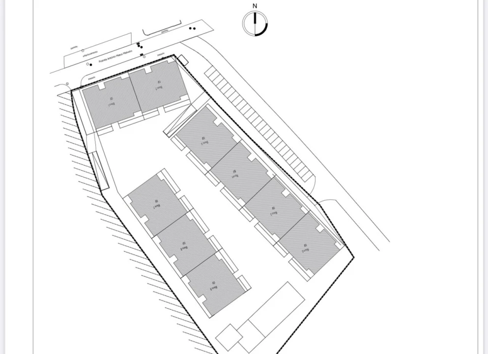 Terreno para Venda em Quelfes Foto 8