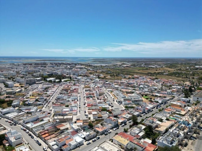 Terreno para Venda em Quelfes Foto 5