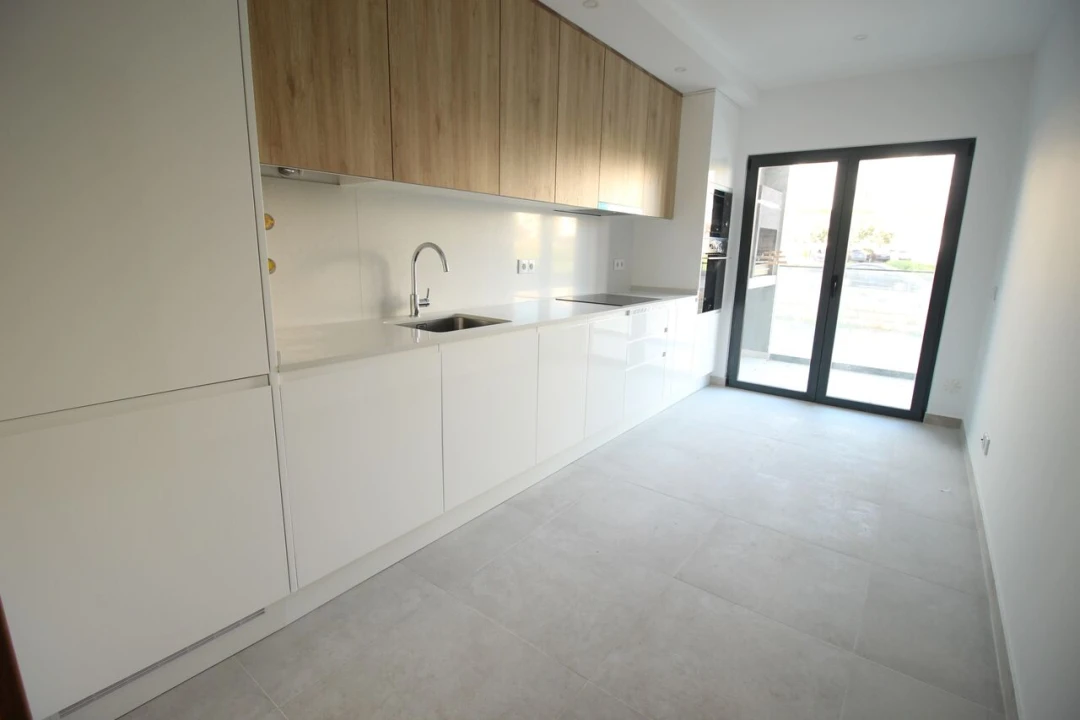 Apartamento T2 para Venda em Armação de Pera Foto 4