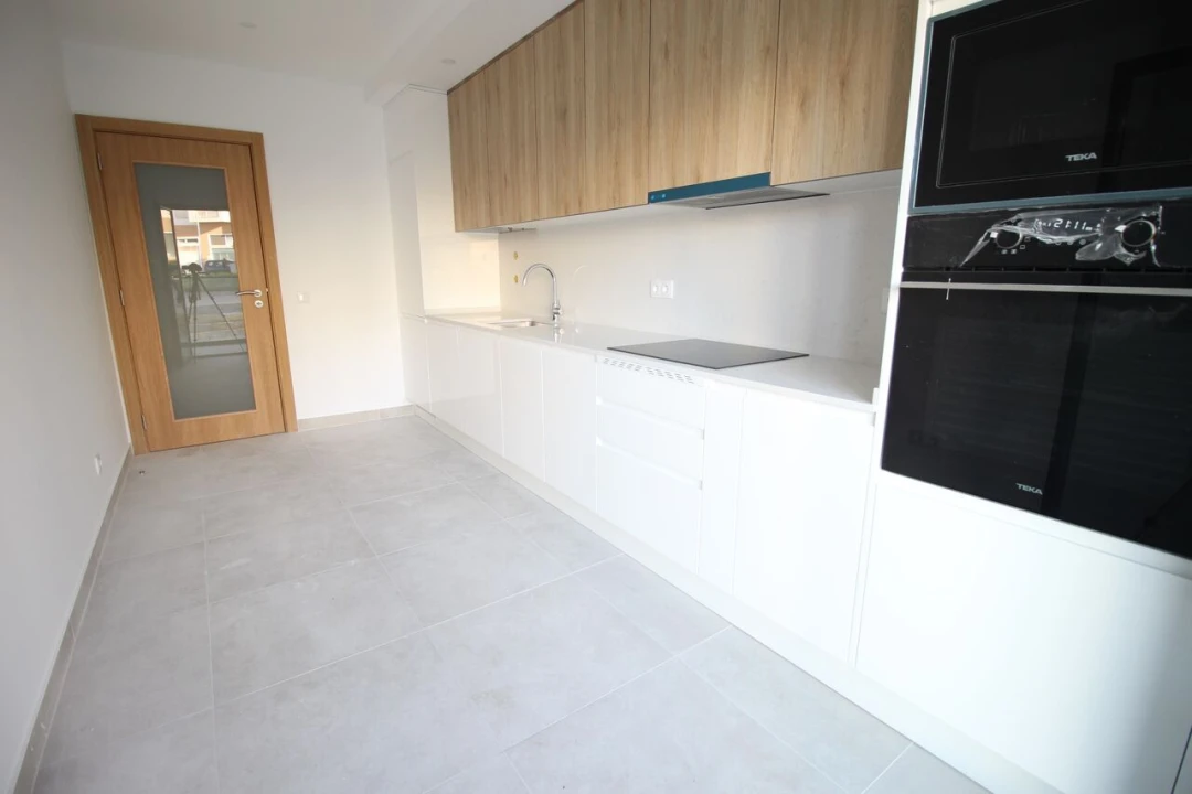 Apartamento T2 para Venda em Armação de Pera Foto 5