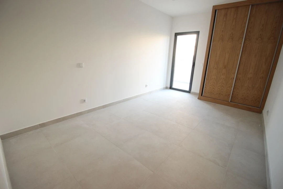 Apartamento T2 para Venda em Armação de Pera Foto 14