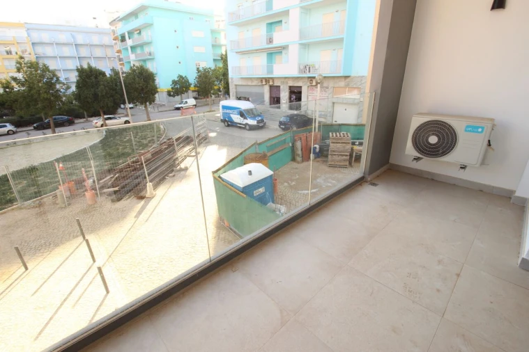 Apartamento T2 para Venda em Armação de Pera Foto 17